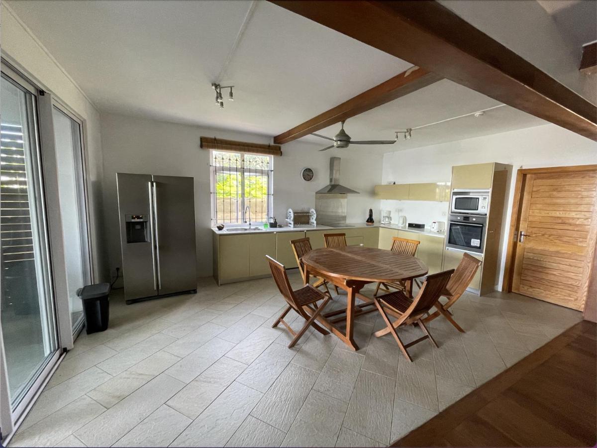 2 Bedroom Apartment -Villa Ibiza Trou d'Eau Douce Ngoại thất bức ảnh