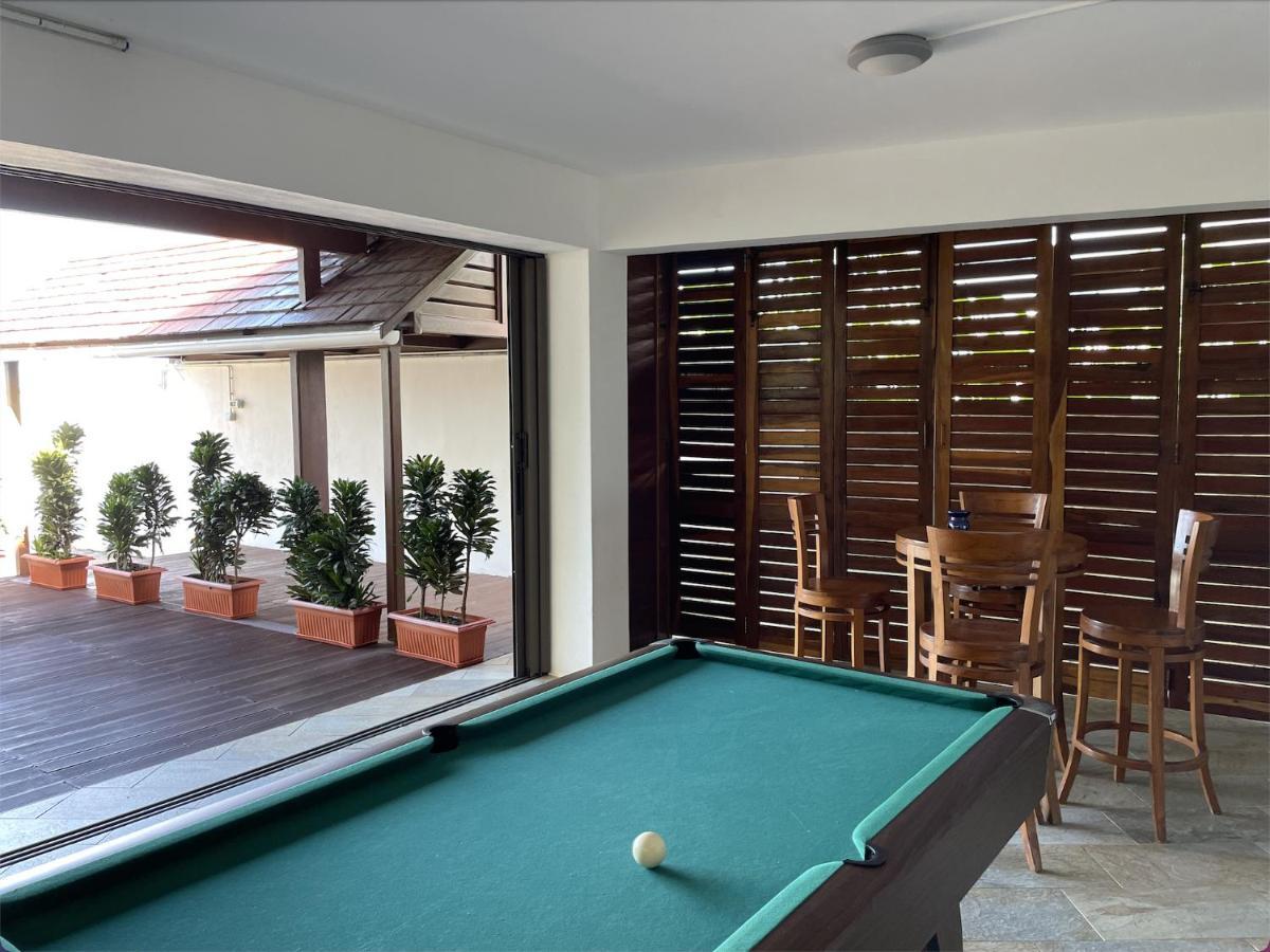 2 Bedroom Apartment -Villa Ibiza Trou d'Eau Douce Ngoại thất bức ảnh